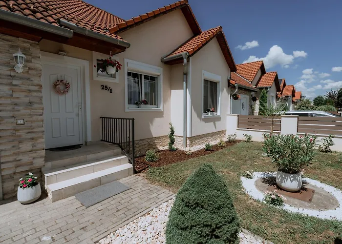 Vadrozsa Апартаменты Надьканижа